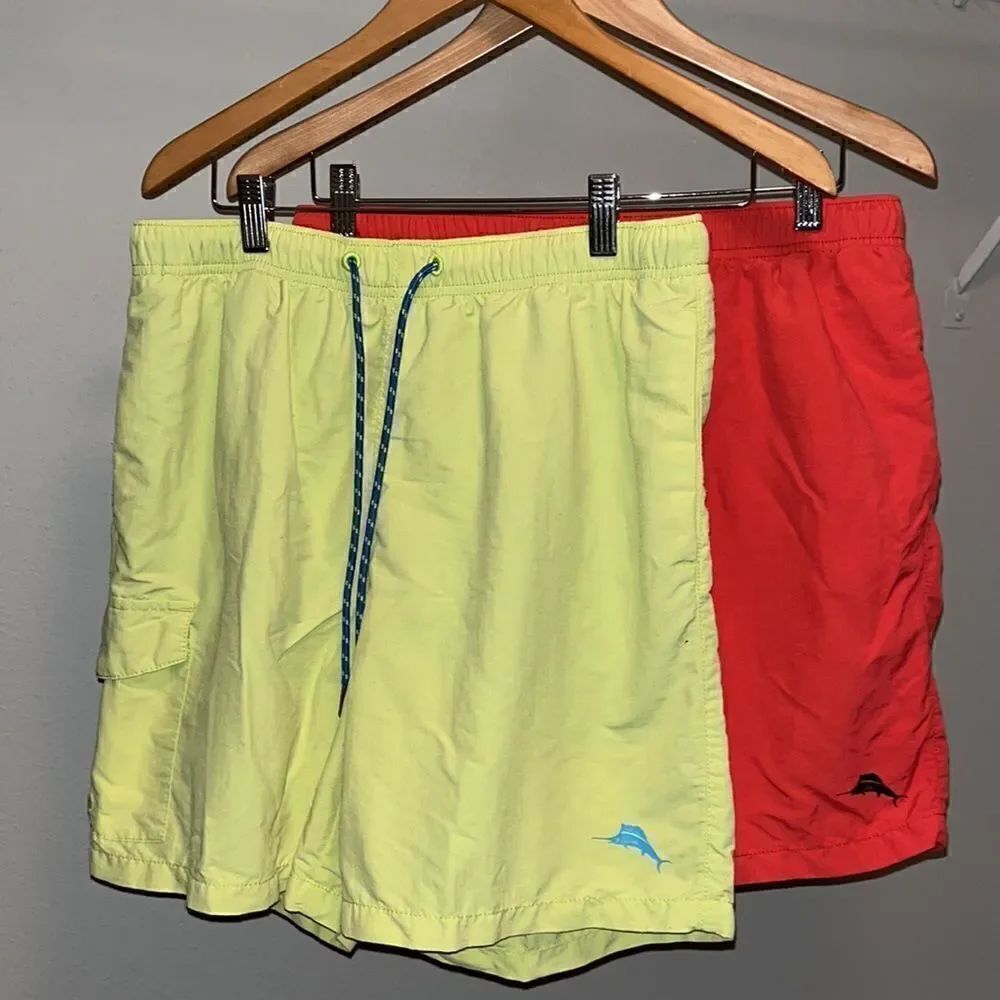 2-Tommy Bahama Cargo style 4 pocket mesh lined swim beach summer sailfish shorts
